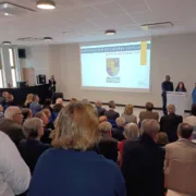 Public assistant à une conférence